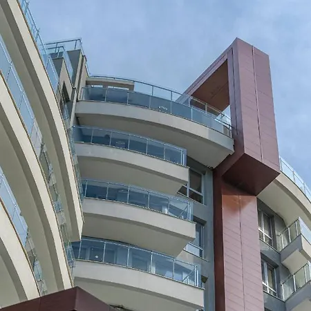 Aparthotel Primorsko 4* プリモルスコ
