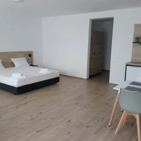 Apartment Aparthotel Primorsko 2*