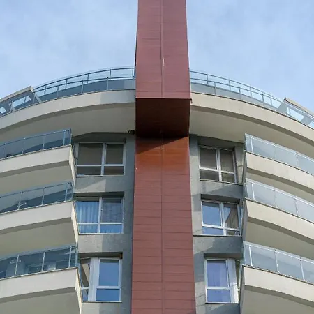 Aparthotel Primorsko アパート プリモルスコ