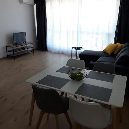 Aparthotel Primorsko 公寓