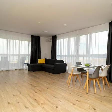 Aparthotel Primorsko Приморско