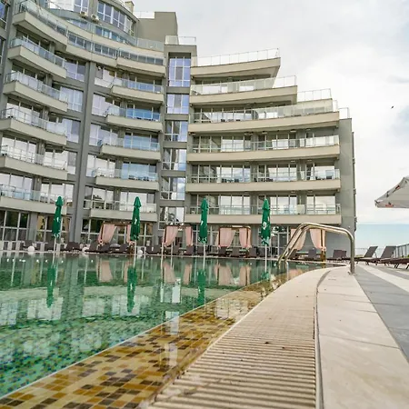 Aparthotel Primorsko Приморско